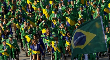 TORONTO 2015: UM MAR VERDE E AMARELO NA ABERTURA