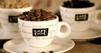 CAFÉ DO CENTRO VAI AO SUPERMERCADO