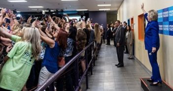 HILLARY NÃO IMPORTA. AS PESSOAS IMPORTAM.